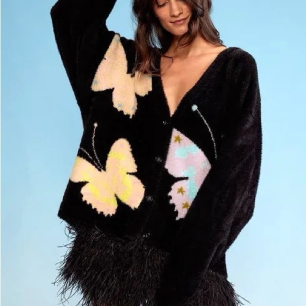 Cynthia Rowley Black and White Floral V-Neck Sweater